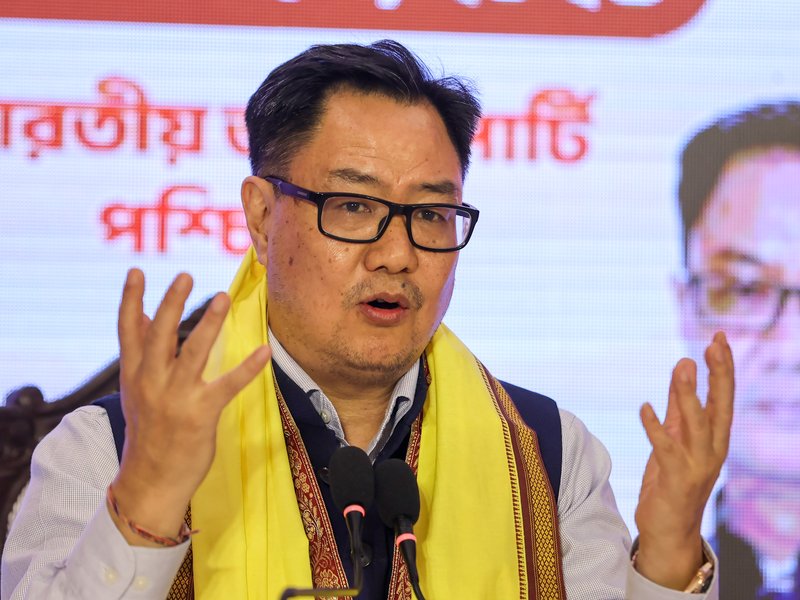Kiren Rijiju gives a lesson on Parliamentary practices to Trinamool MP Sagarika Ghosh on Tagore b'day event