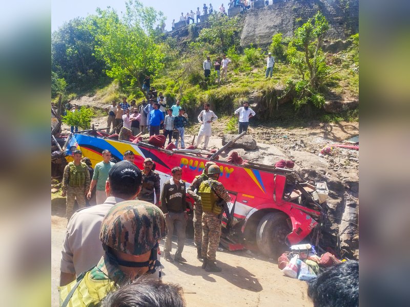 ऊधमपुर बस हादसे में अब तक 21 लोगों की मौत, 61 घायल (लीड-1)