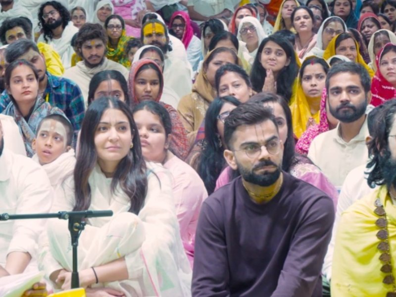 Virat, Anushka visit Premanand Maharaj’s Keli Kunj Ashram in Vrindavan (Credit: Screengrab from.Bhajan Marg/You Tube)