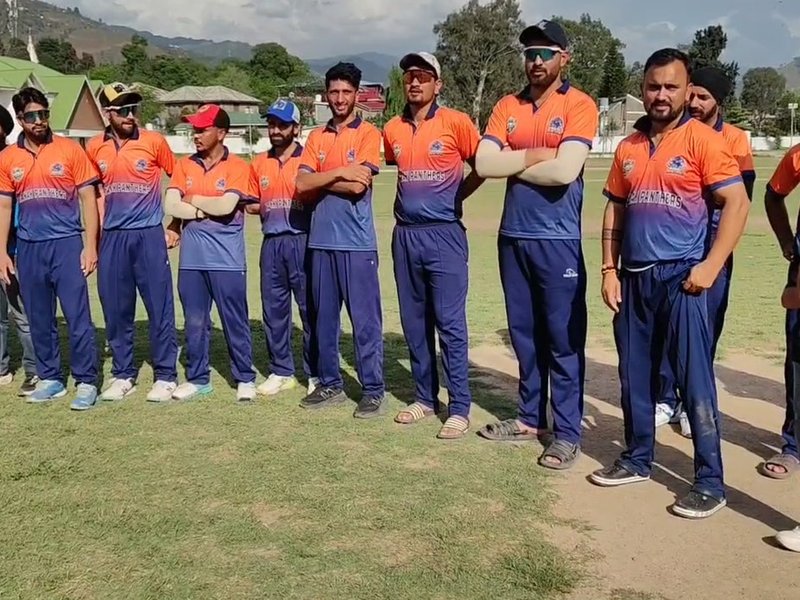 पुंछ प्रीमियर लीग: नानक पैंथर्स बनी चैंपियन, फाइनल में वीकेंड वॉरियर्स को 6 विकेट से हराया