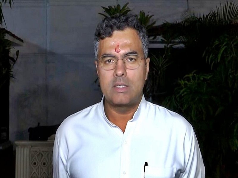 Kejriwal behaving like 'urban terrorist', alleges Parvesh Verma