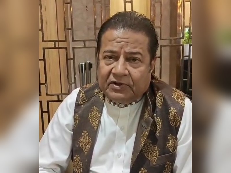 Anup Jalota, Anuradha Paudwal pay a ‘heartfelt one-hour online tribute’ to late Asha Bhosle 