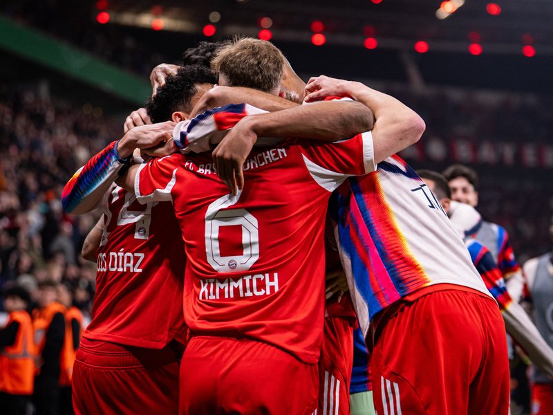 Bayern reach DFB Pokal final to keep treble dream alive