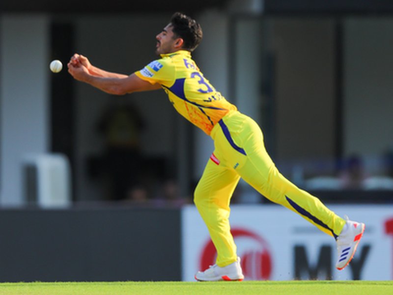 आईपीएल 2026: सीएसके के तेज गेंदबाज मुकेश चौधरी की मां का निधन 