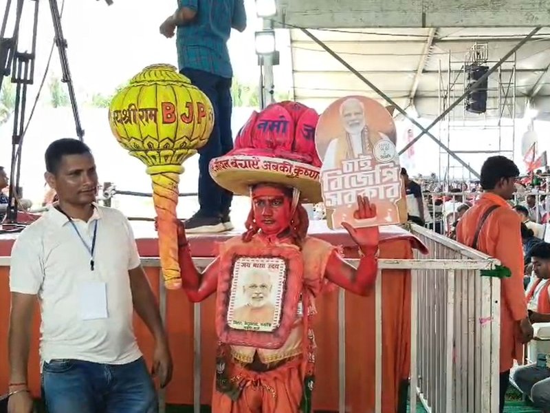 पीएम मोदी की जनसभा में आए शख्स ने कहा- भाजपा सरकार बनने से कोई रोक नहीं सकता