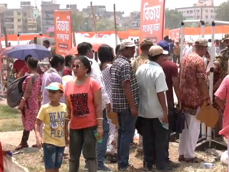 पानिहाटी में पीएम मोदी की जनसभा, भीषण गर्मी के बावजूद उमड़ा जनसैलाब, सुरक्षा के कड़े इंतजाम