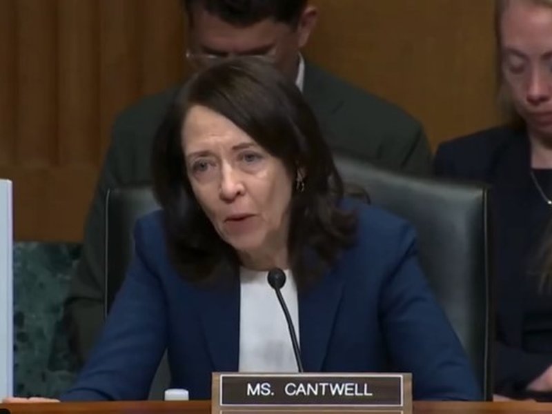 Fuel surge hits airlines, sparks US clash