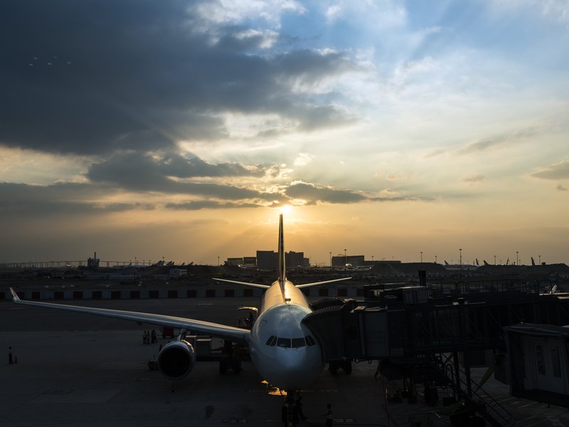 ईरान-अमेरिका सीजफायर को लेकर चर्चा के बीच तेहरान ने अंतरराष्ट्रीय फ्लाइट का संचालन किया शुरू