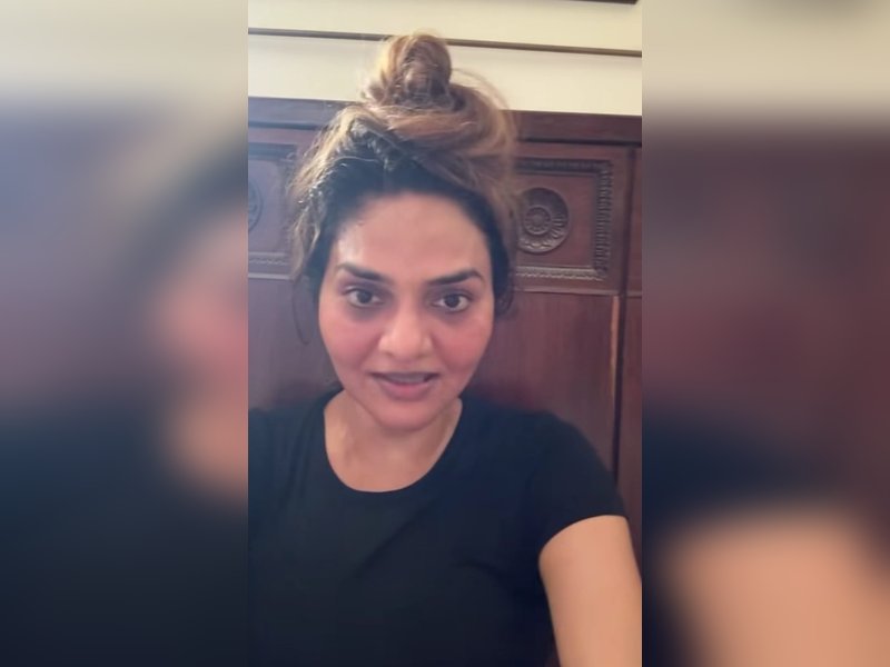 Madhoo shares how a good run can make you forget all your worries 