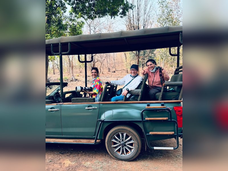 Sachin Pilgaonkar says 'keep smiling baccha' as he wishes daughter Shriya Pilgaonkar