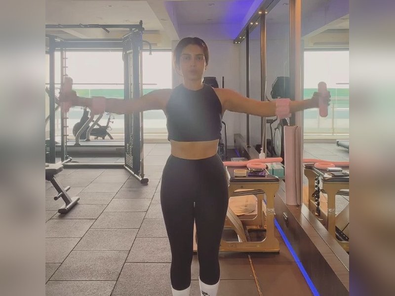 Bhumi Pednekkar has ‘jelly arms right now’ after an intense workout in gym 