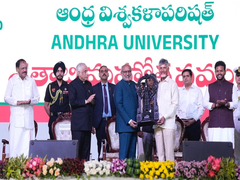 Global confidence in Andhra increasing: Vice-President