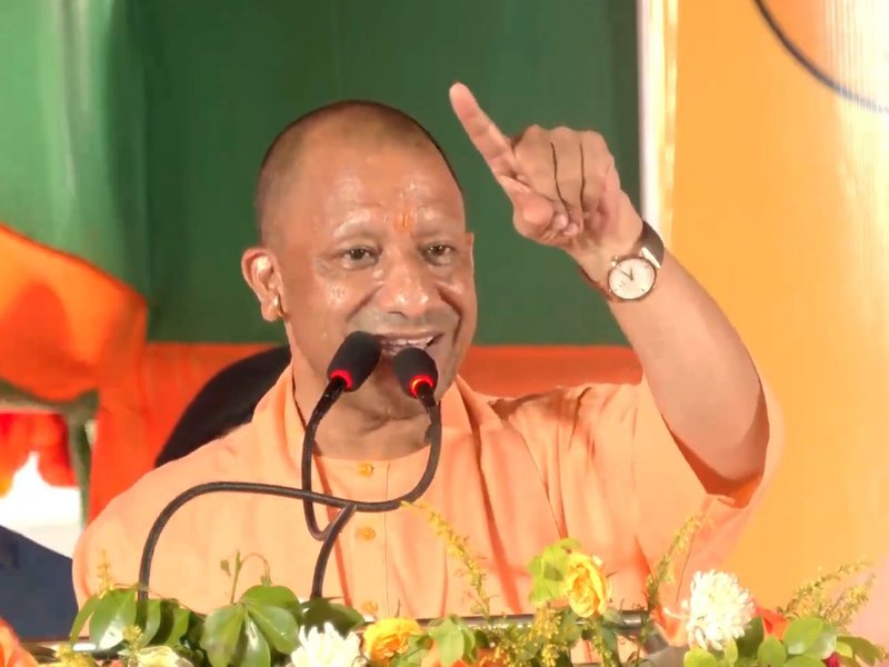 पीएम मोदी के आगमन से पूर्वांचल के विकास को मिलेगी नई दिशा: सीएम योगी