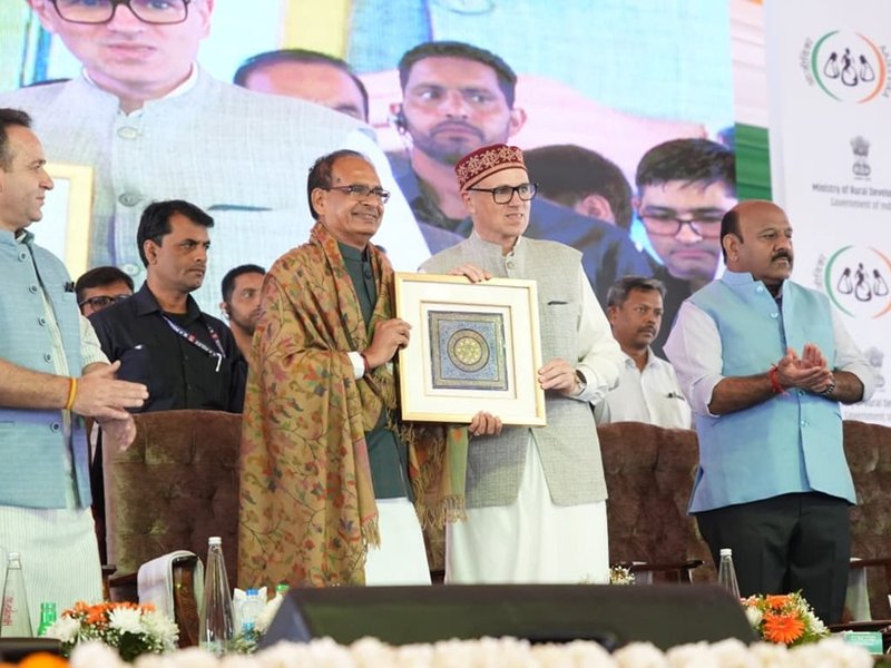 J&K gets Rs 8,000 crore road projects under PMGSY-IV