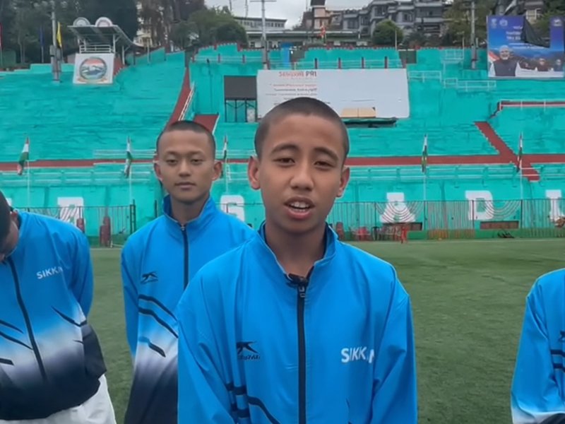 पीएम मोदी के साथ फुटबॉल खेलने का अनुभव रोमांचक और कभी न भूलने वाला रहा 