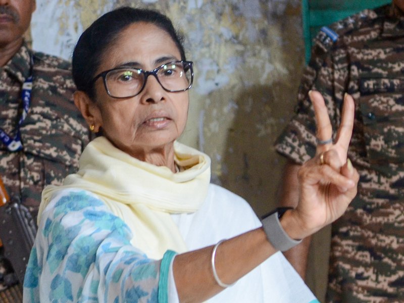 पश्चिम बंगाल एग्जिट पोल: कई सर्वे में भाजपा को बढ़त, कुछ में टीएमसी ने बनाए रखी टक्कर