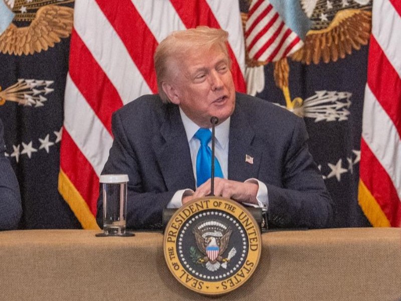 Trump says US on track to return to moon under Artemis programme, praises NASA