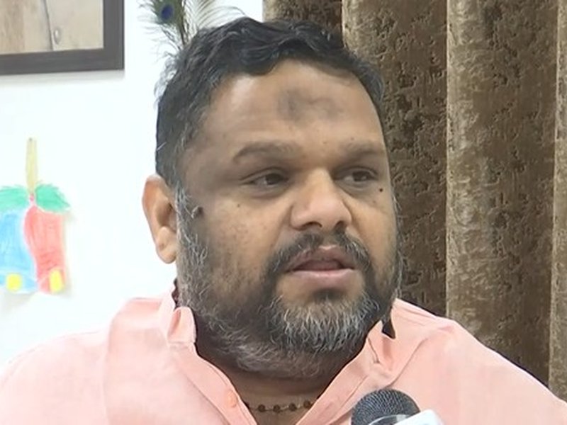 Priyank Kanoongo allege fraudulent appointments in Uttar Pradesh madrasas