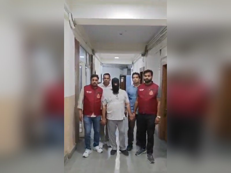 Life convict in 1998 Daryaganj murder case arrested after jumping parole for over a year