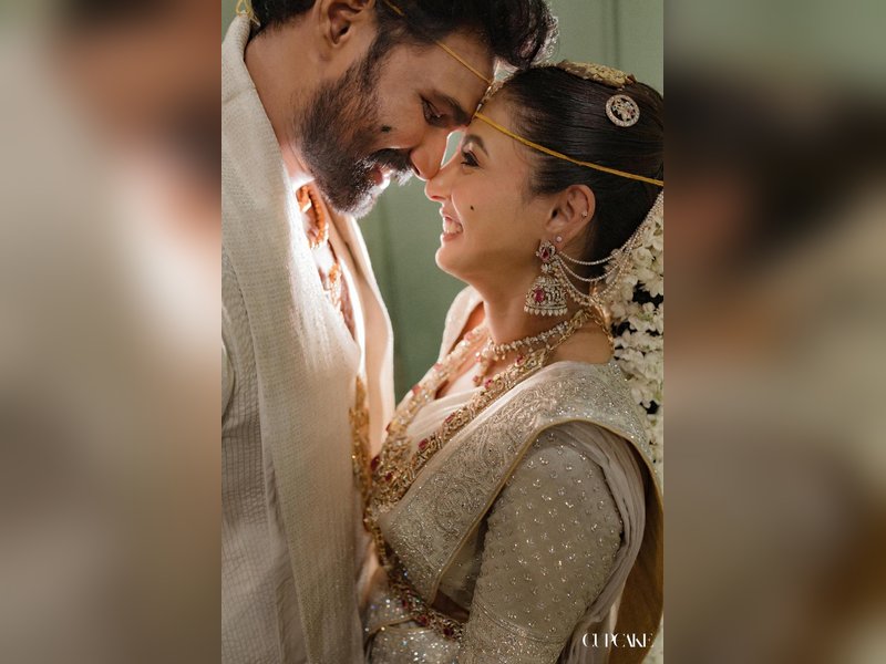 Actor Bellamkonda Sai Sreenivas weds Kavya in a traditional ceremony in Tirumala (Photo Credit: IANS/PR)