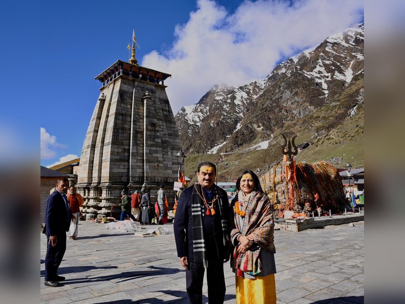 विश्व श्रमिक दिवस पर केदारनाथ धाम पहुंचे गौतम अदाणी, नई पहल  ‘अपनी बात, अपनों के साथ’ शुरू की 