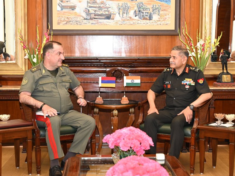 India and Armenia discuss current geostrategic situation, expanding military engagement 