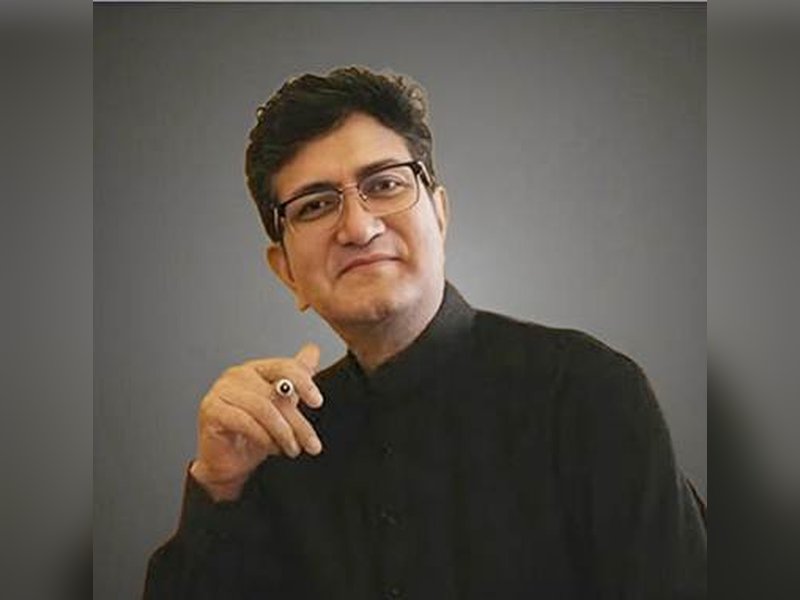 Writer-lyricist Prasoon Joshi appointed Chairman of Prasar Bharati