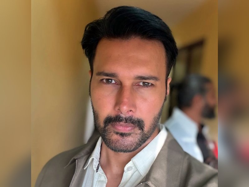 Rajniesh Duggal recalls how he was almost about to work with Priyanka Chopra