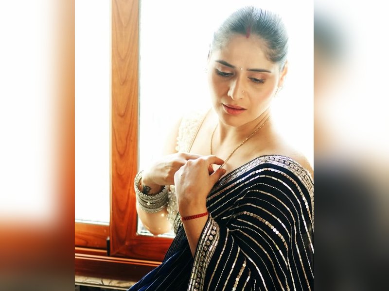 परिवार के रीयूनियन को देख भावुक हुईं आरती सिंह, बोलीं- 'गलतफहमियों ने दूर कर दिया था, अब सब ठीक हो गया'