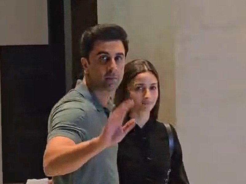 Alia Bhatt, Ranbir Kapoor, Neetu Kapoor, Riddhima Kapoor Sahni, Daadi Ki Shaadi 