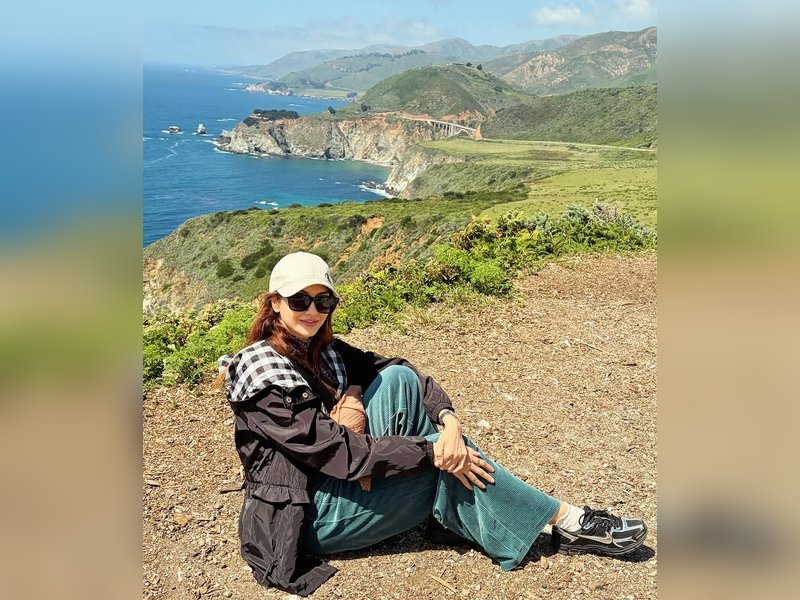 Saumya Tandon misses home after meeting new people & making friends at vacation 