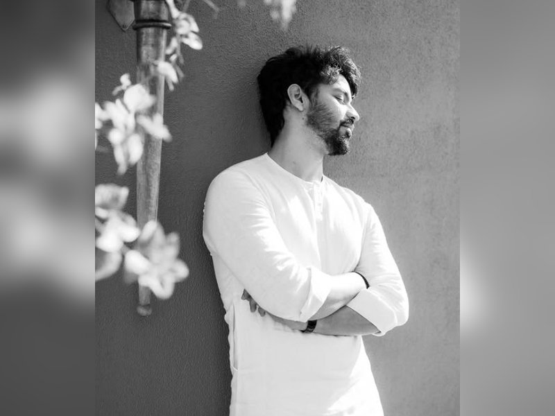 आर.बी. चौधरी के निधन पर महत राघवेंद्र ने पहली मुलाकात की याद, कहा- आपने सपनों को दिया सहारा