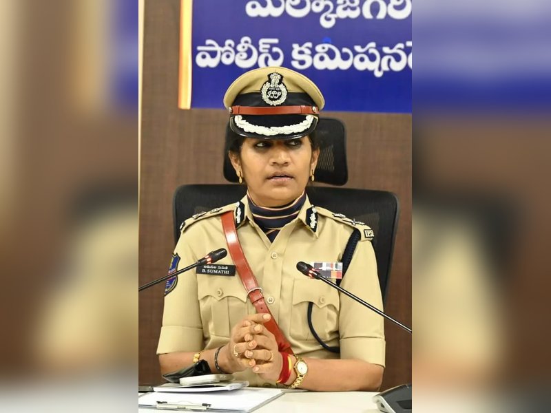 Standing on road as ordinary woman at midnight to assess safety, Malkajgiri top cop harassed multiple times!