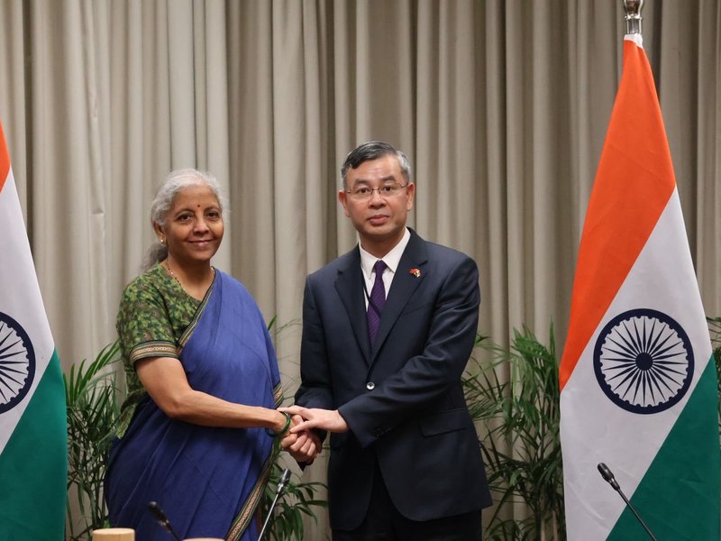भारत और वियतनाम के वित्त मंत्रियों के बीच हुई अहम बैठक, व्यापक रणनीतिक साझेदारी को और मजबूत करने पर जोर