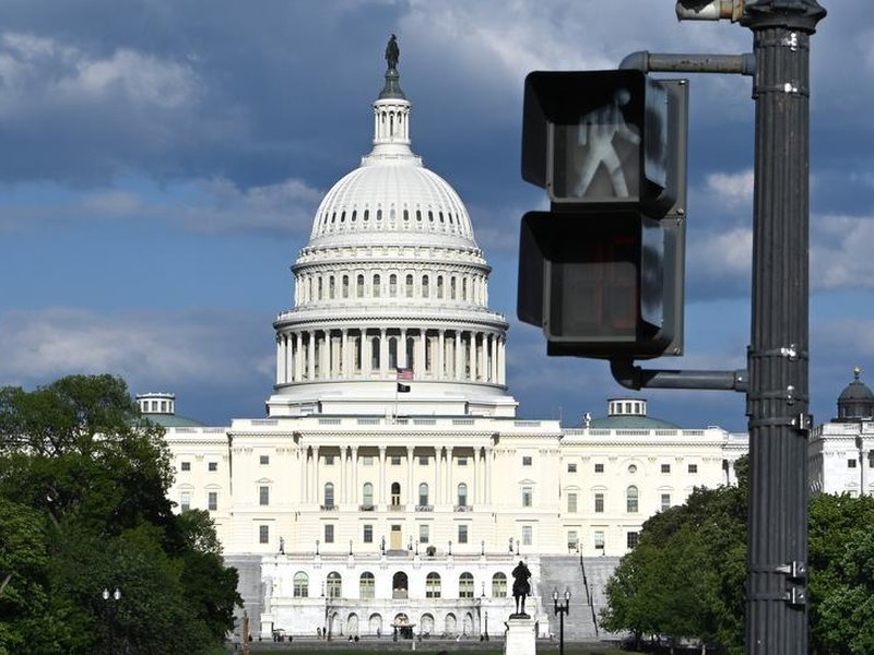 Democrats target Trump over Iran war costs