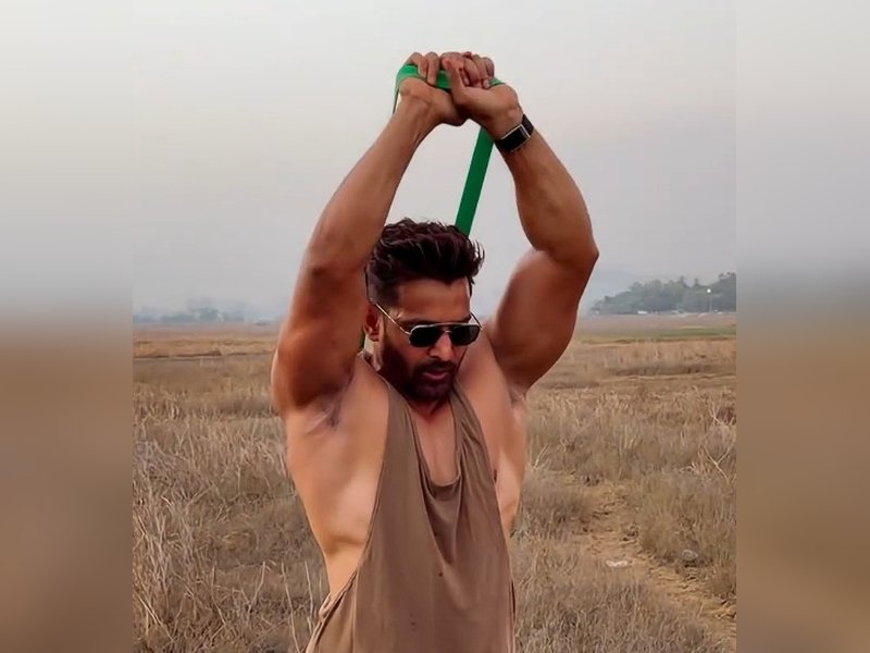 Harshvardhan Rane trains ‘in the middle of nowhere’ for ‘Force 3’