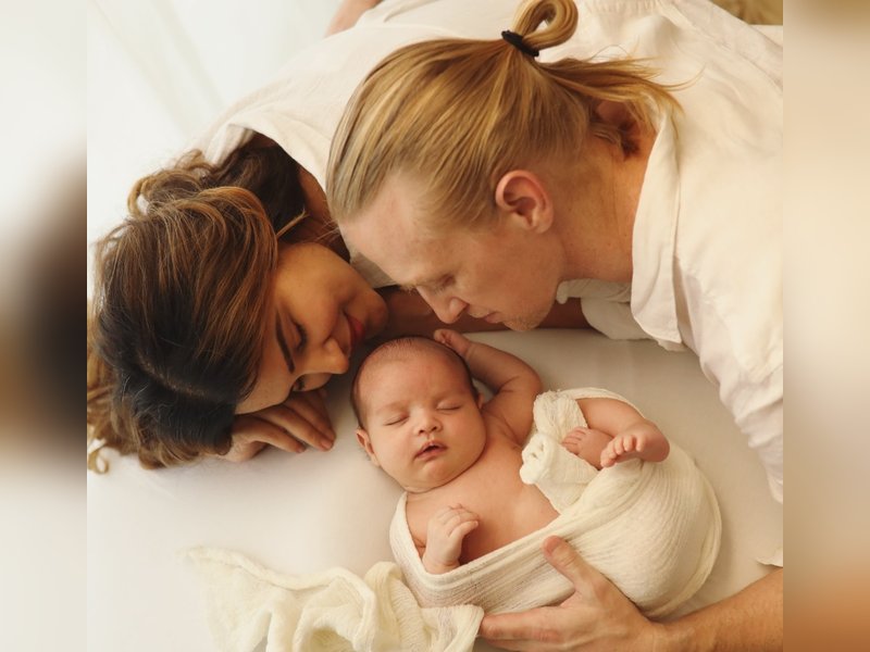 Aashka Goradia embraces motherhood for second time, welcomes baby boy