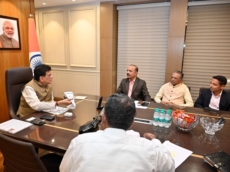 Piyush Goyal holds meet to bolster farm sector