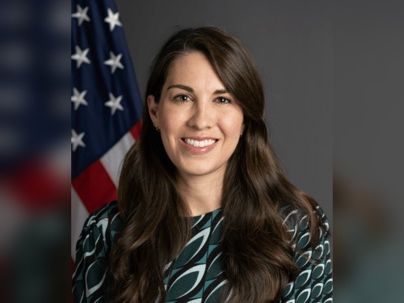 US pushes AI access, flags security risks