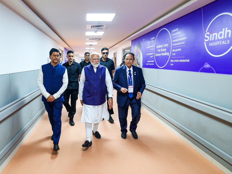 PM Modi opts for alternate route in Hyderabad to avoid inconvenience to wedding guests
