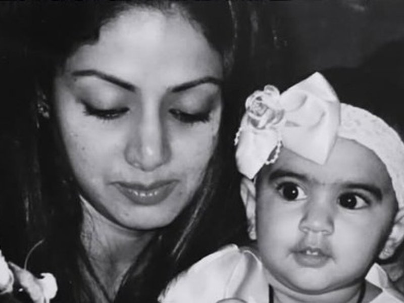 Khushi Kapoor remembers mom Sridevi with some unseen pics with the legend