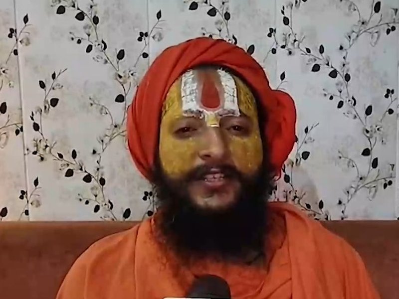 Ayodhya seers support Shri Krishna Janmabhoomi Nyas chief's demand to ban 'non-Sanatanis' at Adhik Maas fair in Mathura