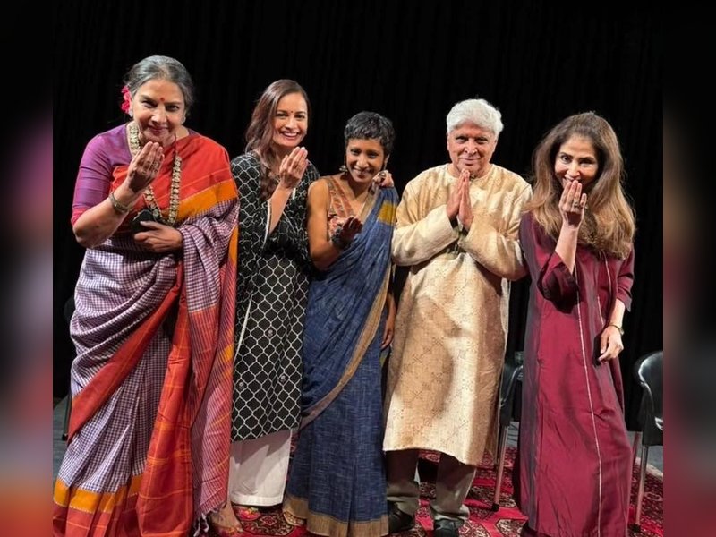 Urmila Matondkar spends evening with Dia Mirza, Shabana Azmi 'drenched in shayari & meaningful conversations'