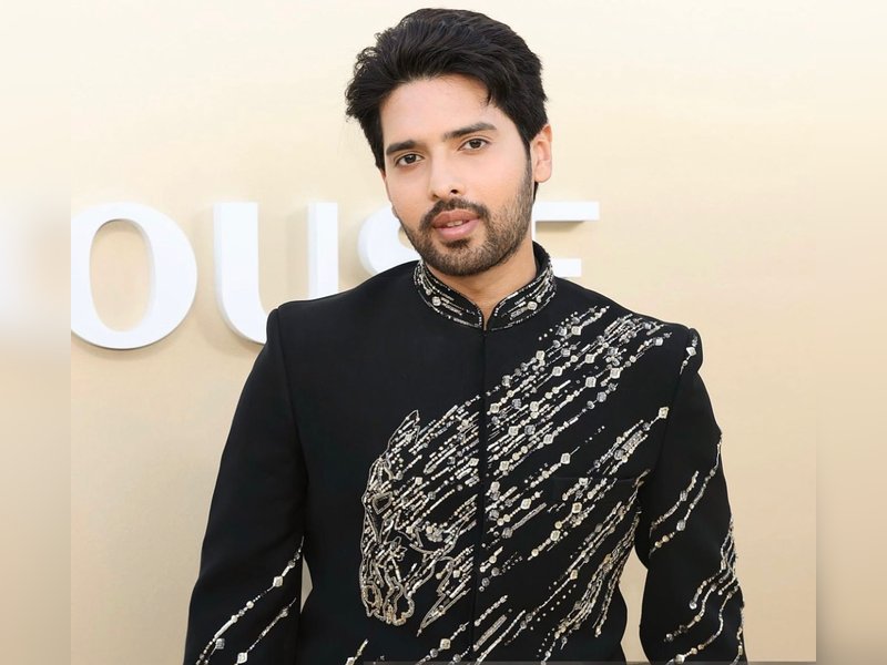 Armaan Malik on attending Gold Gala:  Meeting John Legend was a memorable moment for me