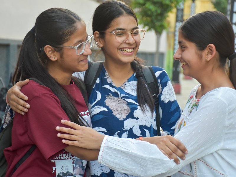 पंजाब बोर्ड 10वीं का रिजल्ट घोषित: 94.52 प्रतिशत छात्र पास, हरलीन शर्मा बनीं टॉपर