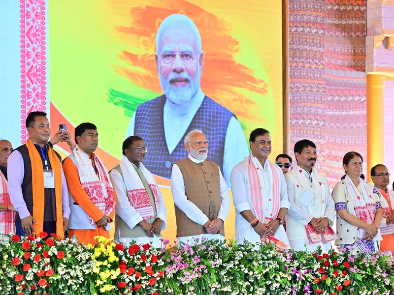 Assam: Himanta Sarma’s swearing-in draws huge political gathering in NE 