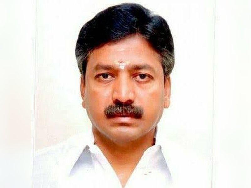 AIADMK rift intensifies as CV Shanmugam backs TVK govt, targets Palaniswami