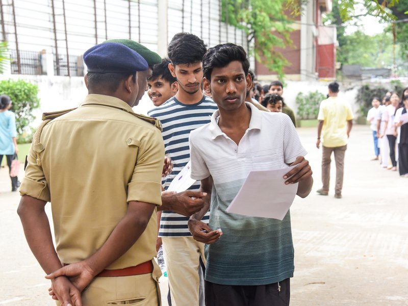 नीट परीक्षा रद्द, सीबीआई करेगी जांच, जल्द होगा नई परीक्षा की डेट का ऐलान