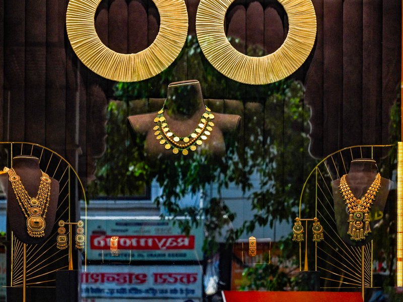 India’s organised gold jewellery retail sector to achieve 20-25 pc revenue growth this fiscal: Report
