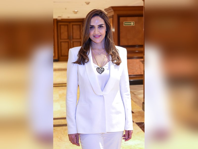Esha Deol claims she shares a similar taste as dad Dharmendra